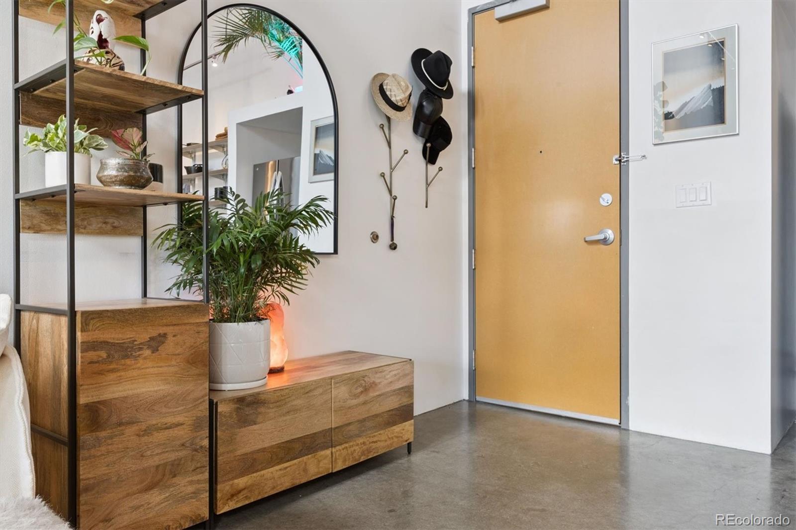 3457 Ringsby Court 304