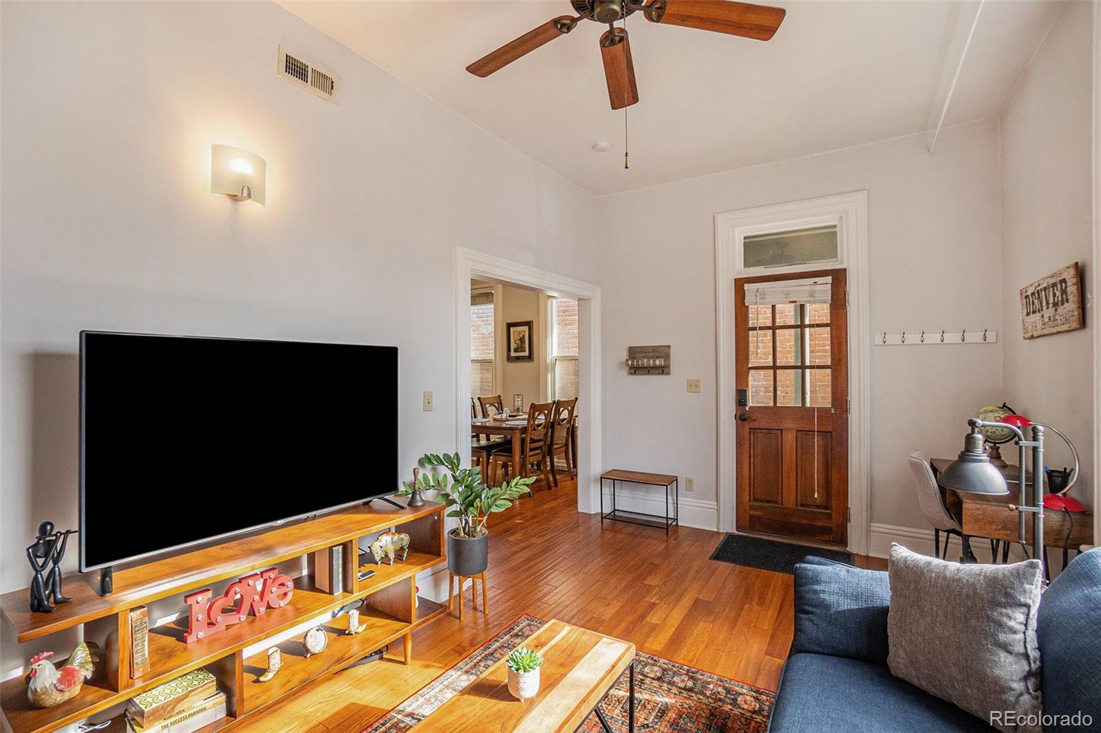 2543 River Drive 2545