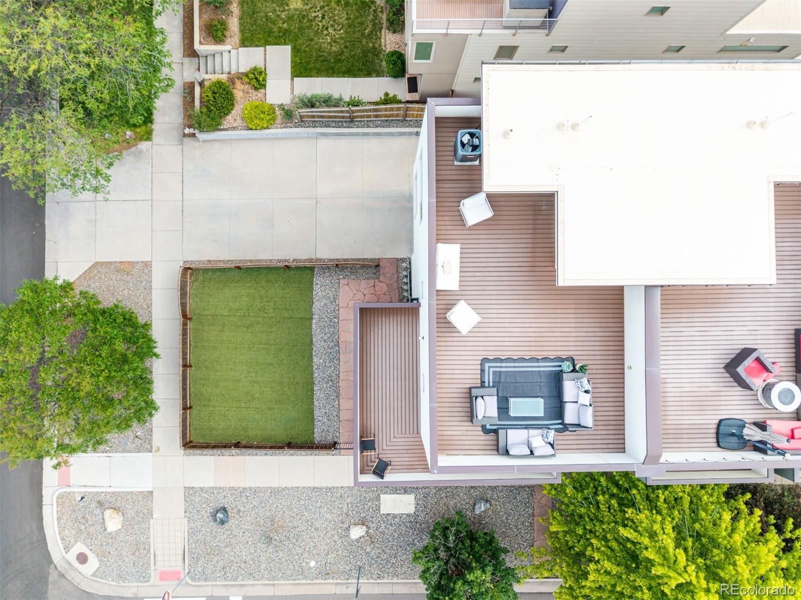 3300 W 19th Avenue