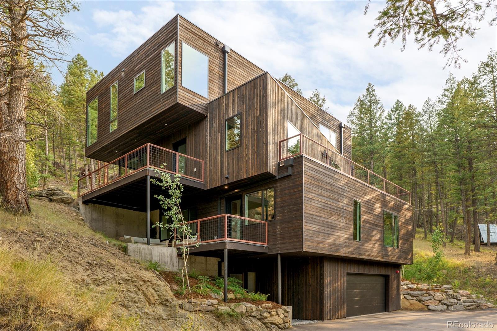 30166 Glen Eyrie
