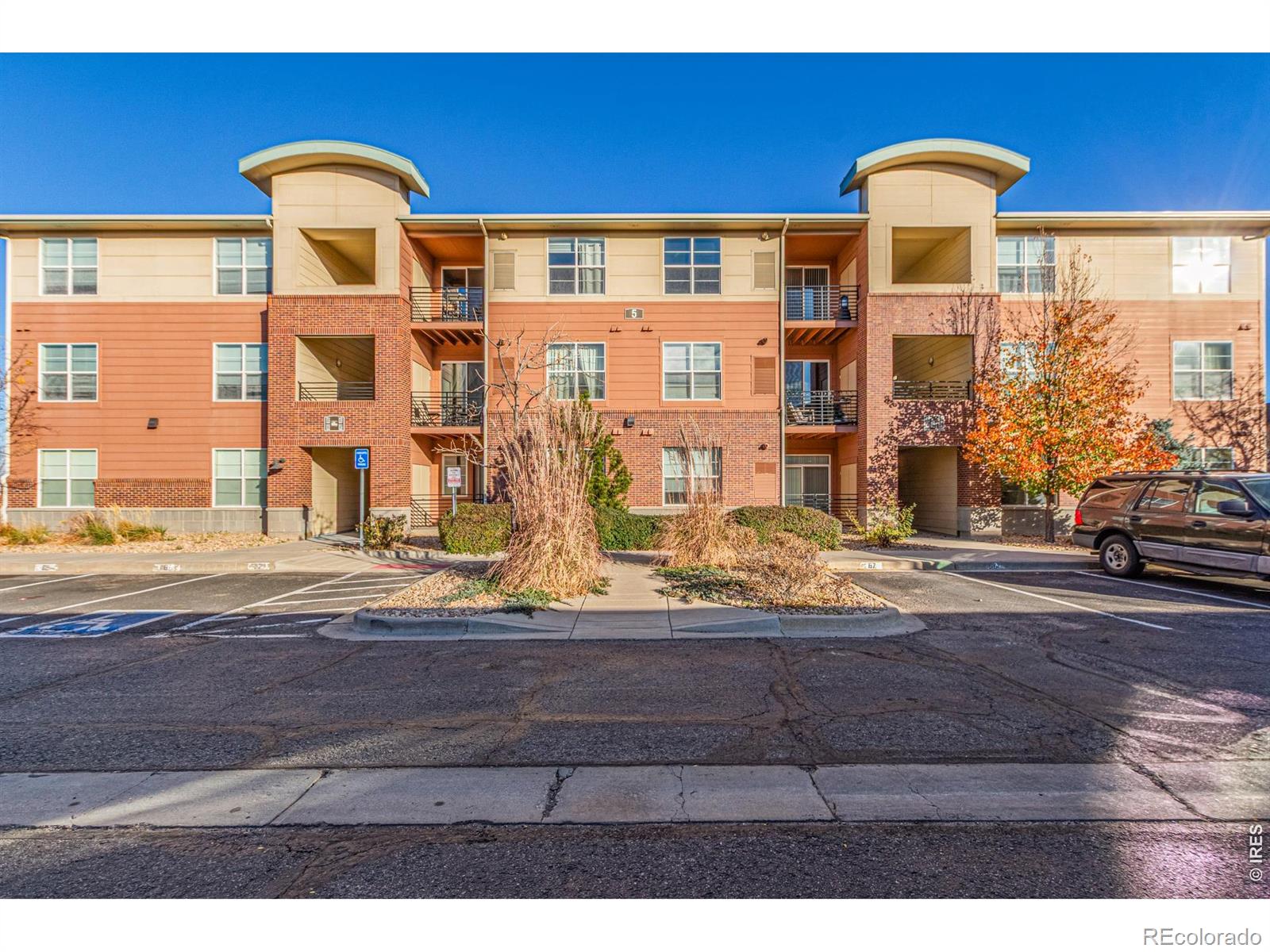 4100 N Albion Street 519