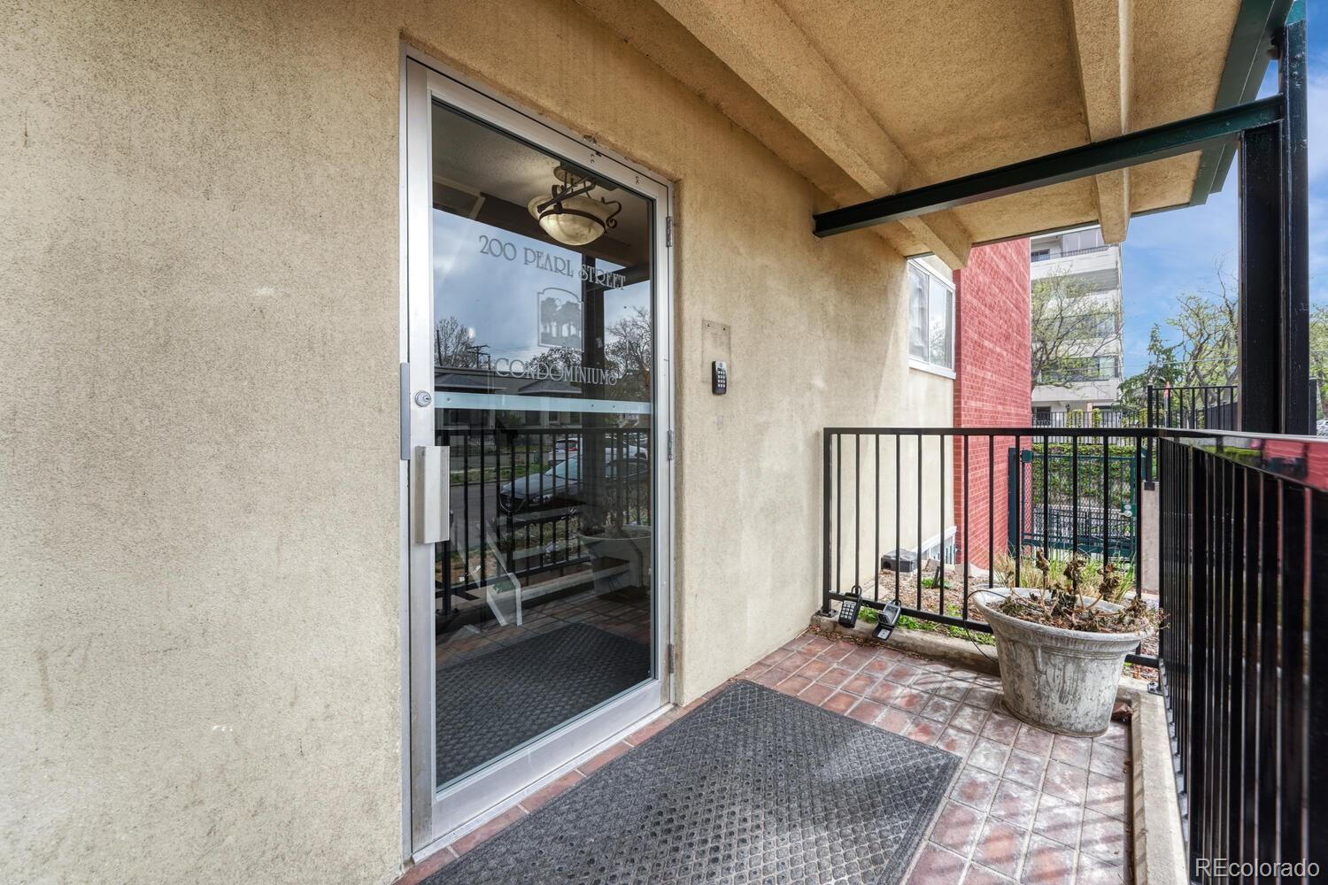 200 N Pearl Street 205