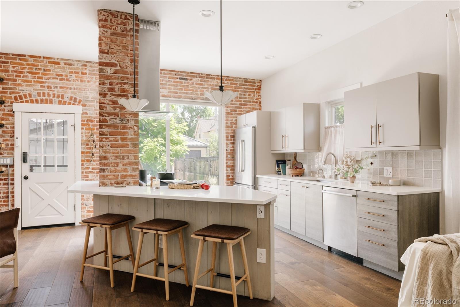3456 W 30th Avenue