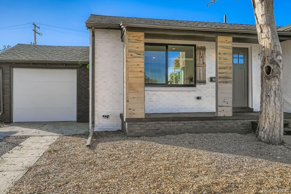 Photo of 1435 Quebec Street, Denver, CO 80220 (MLS # 4374585)