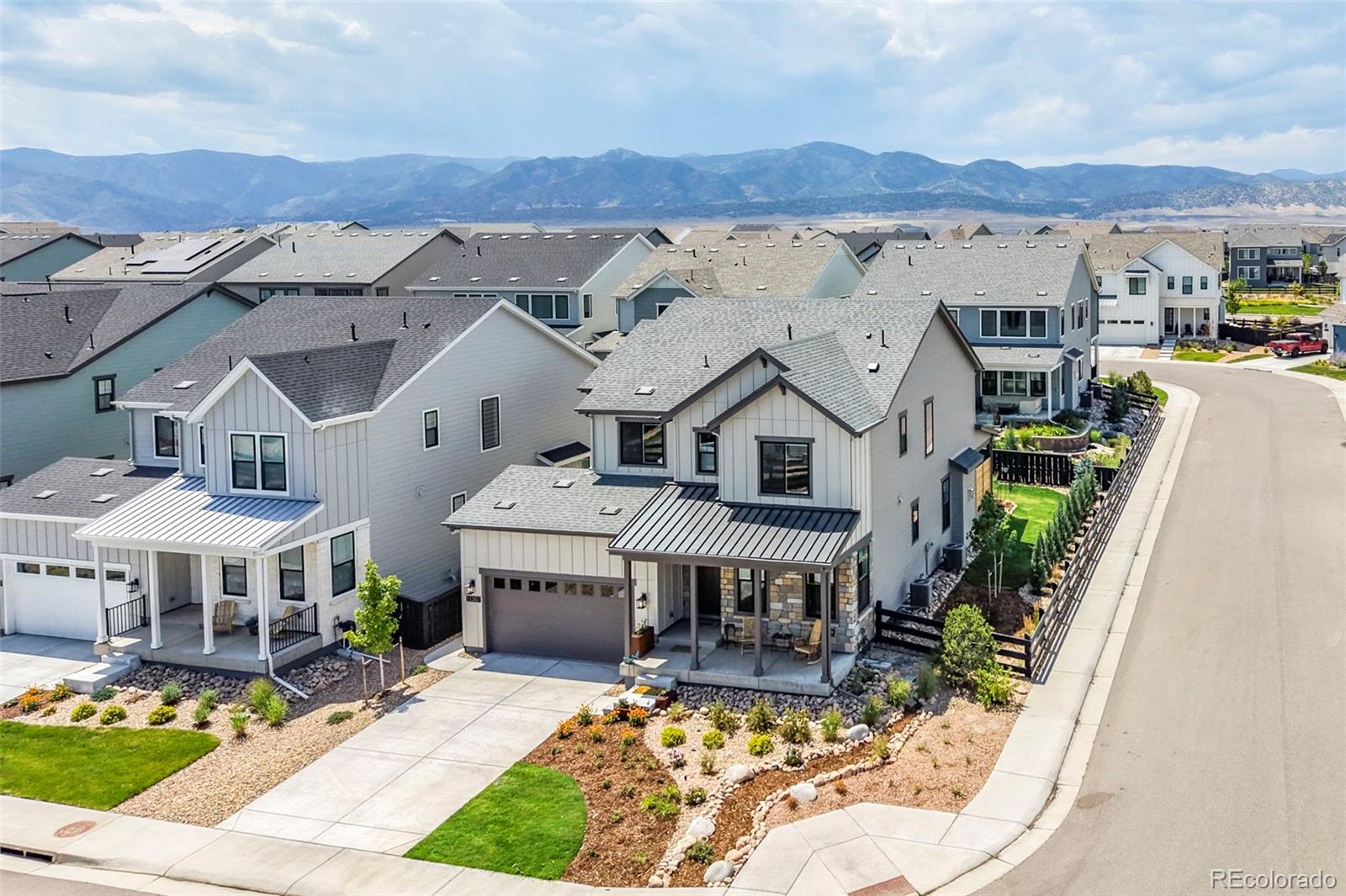 11261 Moonshimmer Street