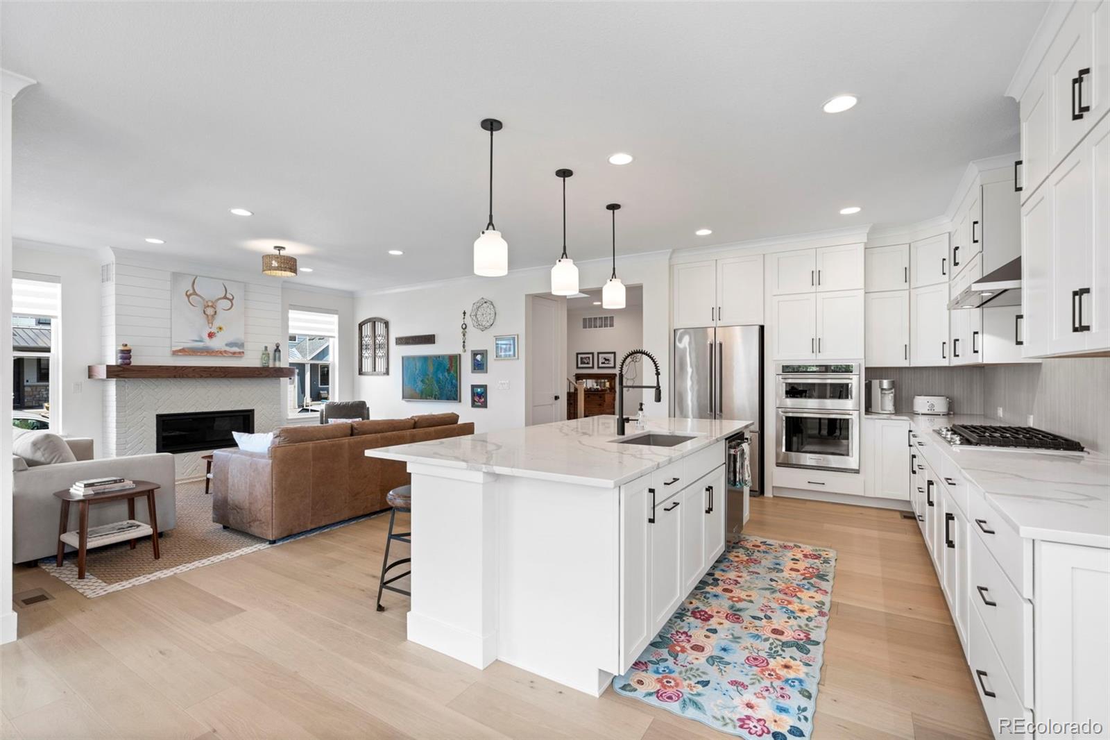 11261 Moonshimmer Street