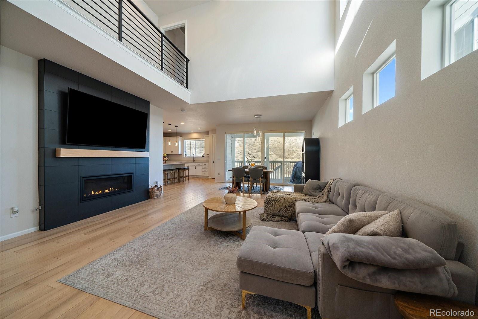 1044 Oleander Street