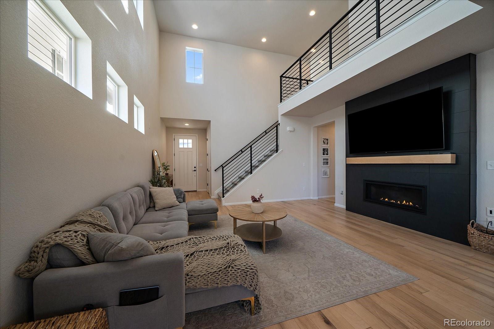 1044 Oleander Street