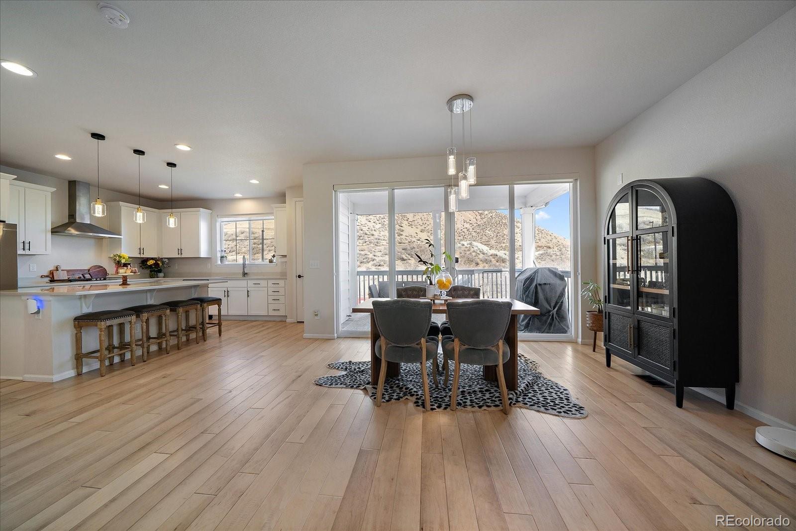 1044 Oleander Street