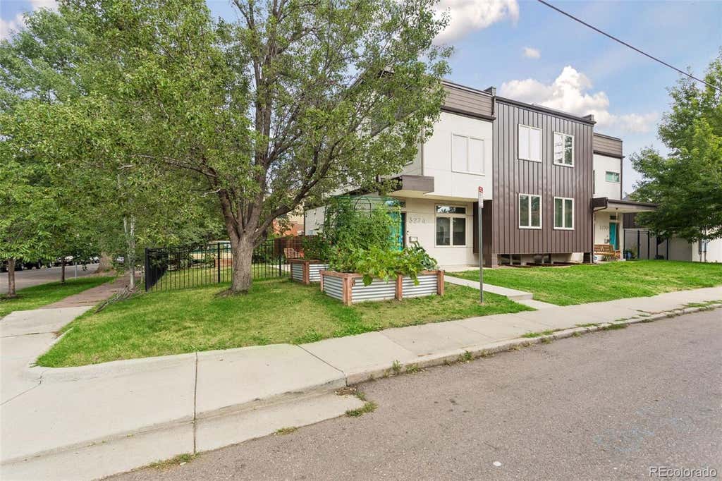 Photo of 3274 Vrain Street, Denver, CO 80212 (MLS # 2346191)