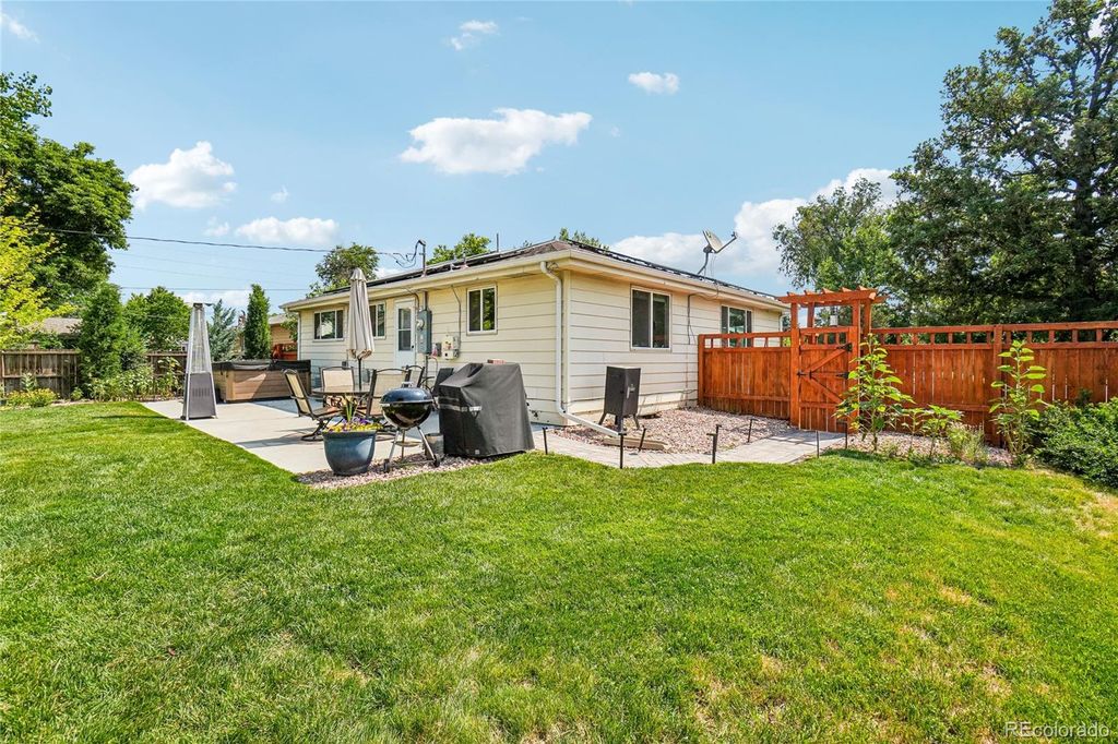 Photo of 4815 S Logan Street, Englewood, CO 80113 (MLS # 9222359)
