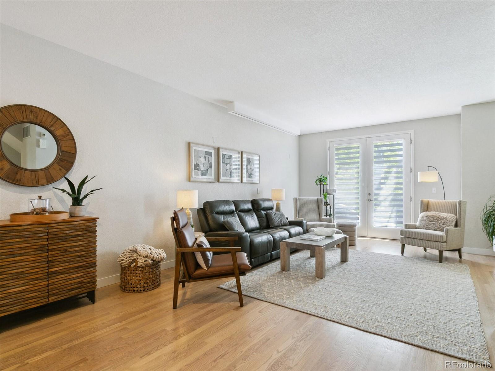4181 W 118th Place