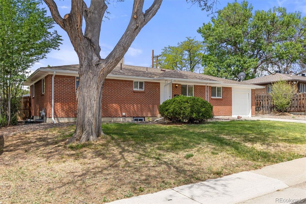 Photo of 7011 Beacon Way, Westminster, CO 80030 (MLS # 5150024)