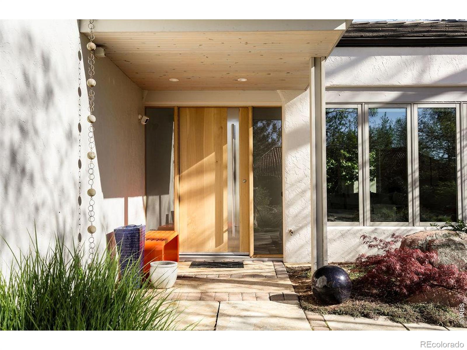 2535 Sumac Ave. Avenue