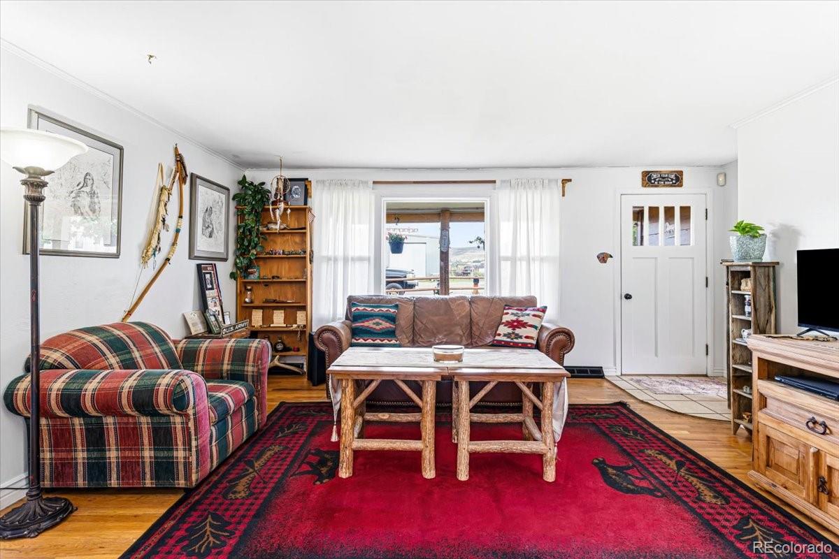 15335 Arapahoe Drive
