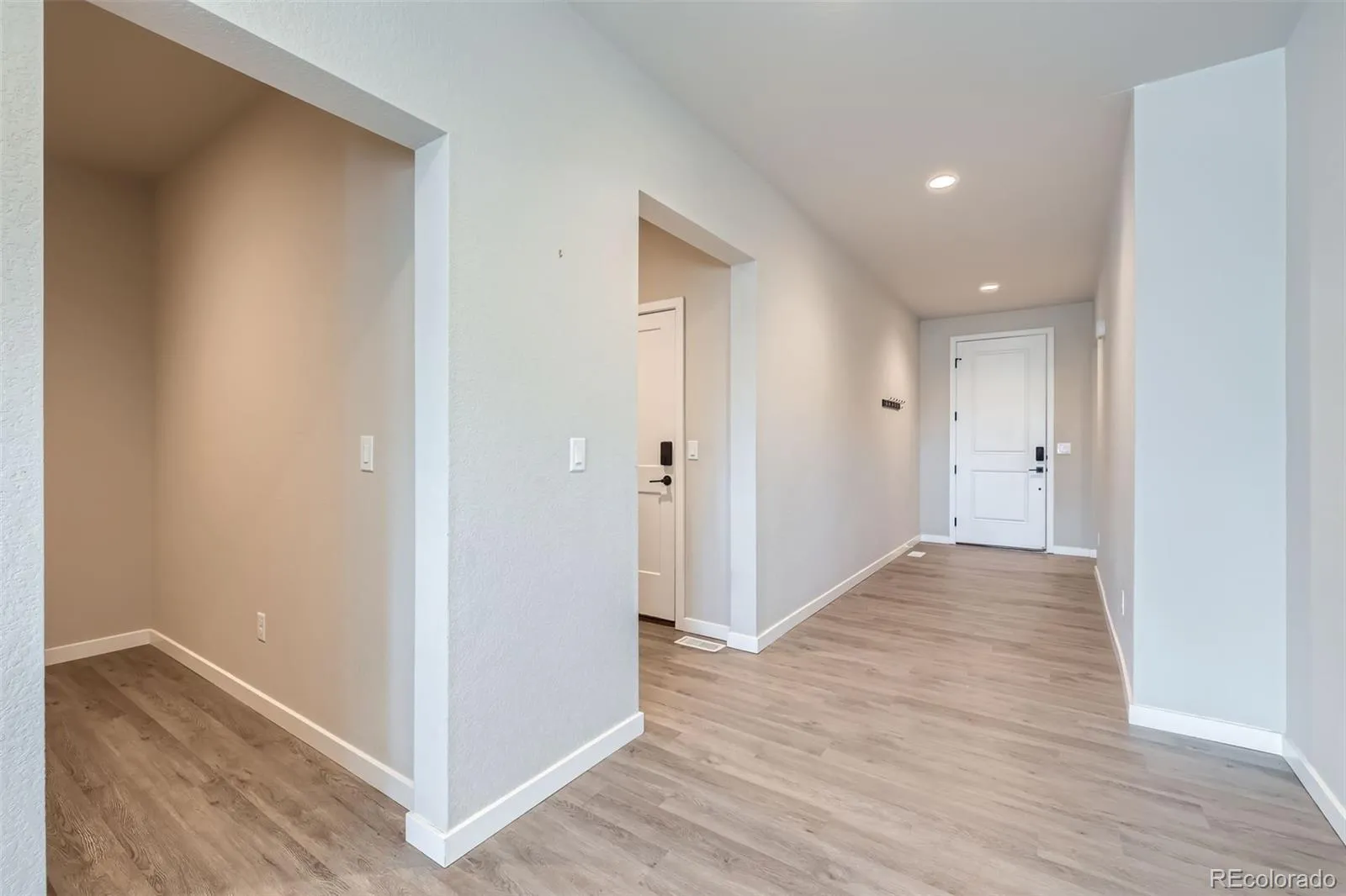 Calhan, Colorado 80808, United States, 4 Bedrooms Bedrooms, ,2 BathroomsBathrooms,Residential,Active,98995