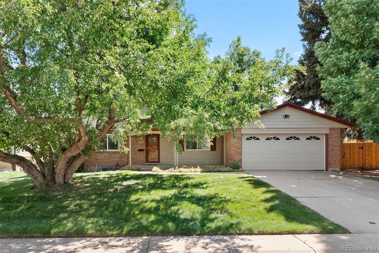 3896 E Fair Place