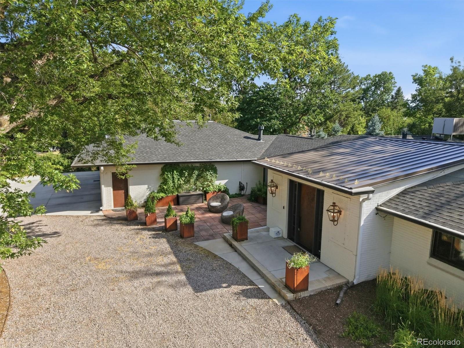 5001 Bow Mar Drive