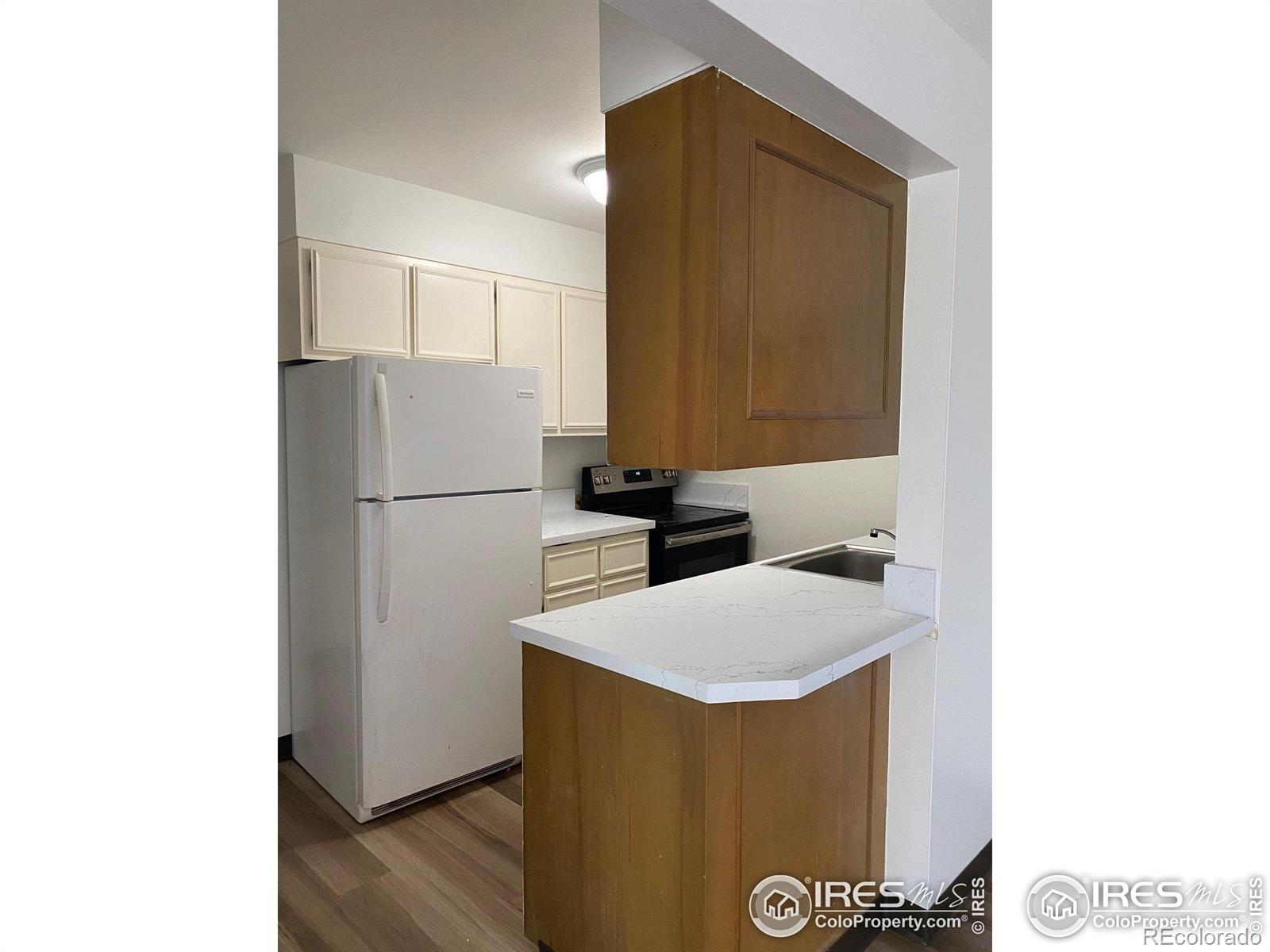 2227 Canyon Boulevard 359B