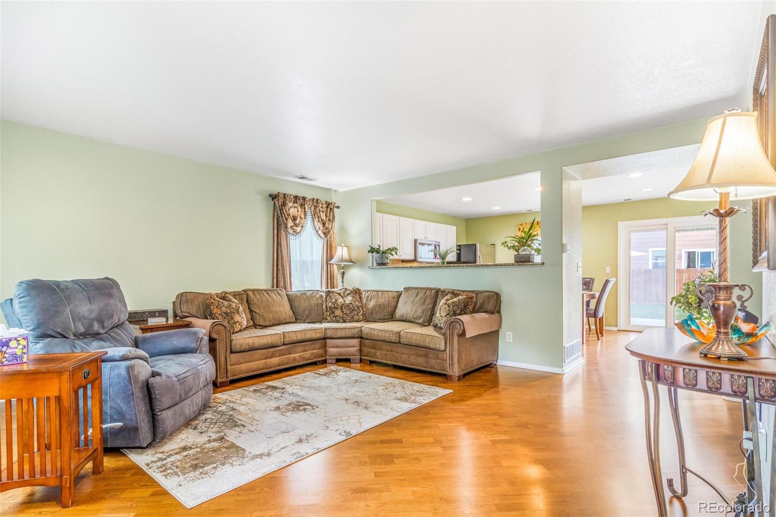 5320 E 100th Drive, Thornton, CO, 80229 3 5320 E 100th Drive