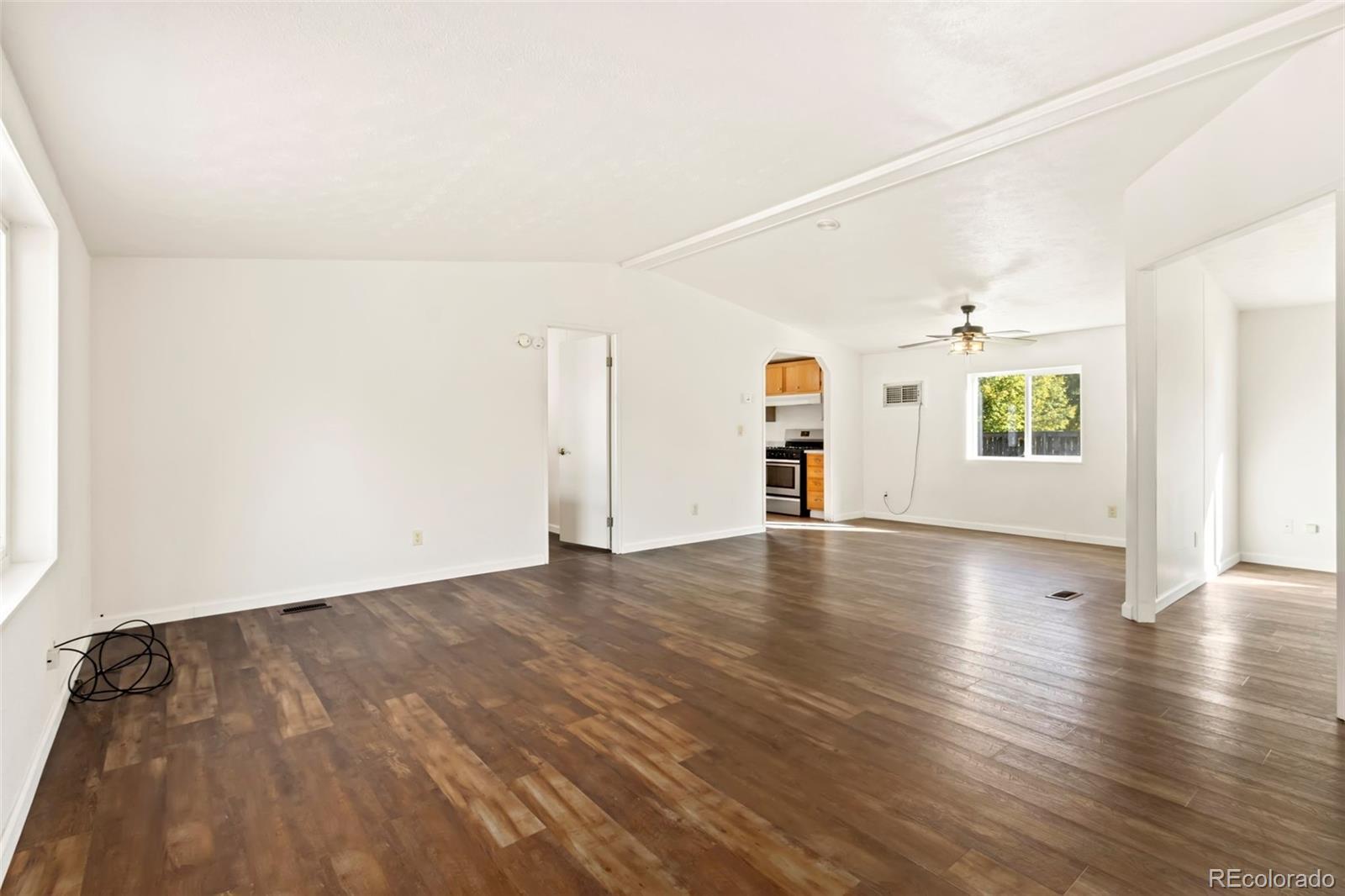 2211 W Mulberry Street