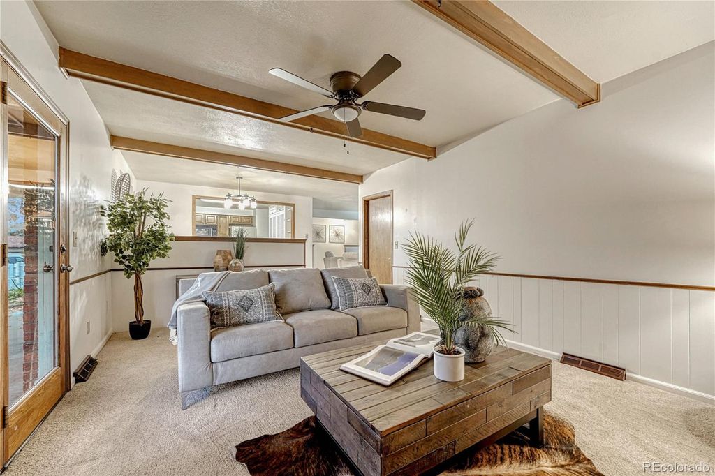 Photo of 607 S Oswego Court, Aurora, CO 80012 (MLS # 4228017)