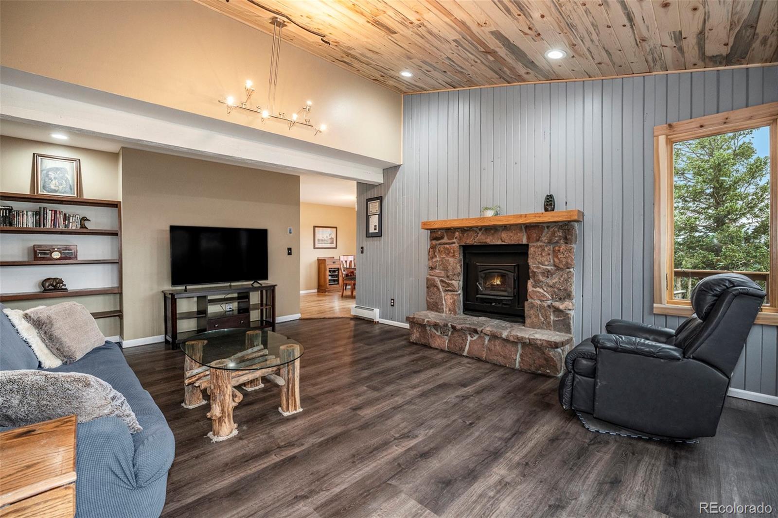 327 Bounty Hunter Lane