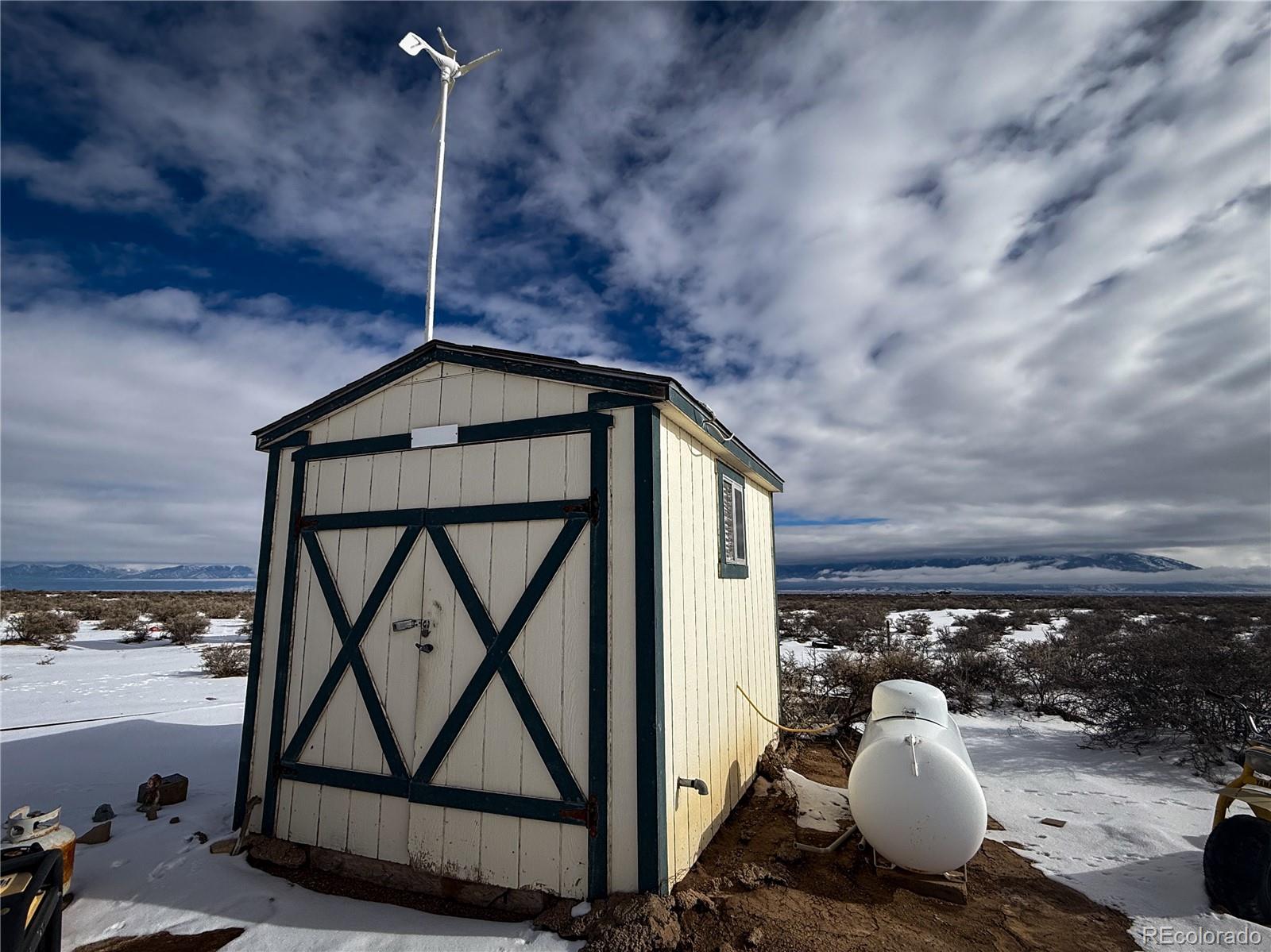 2255 N County Road 114