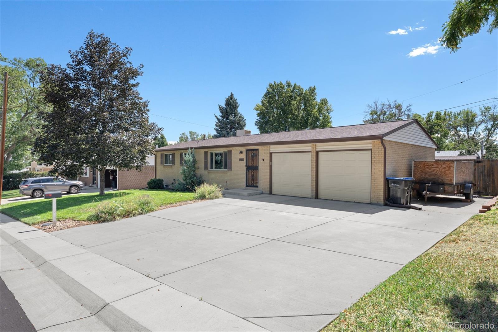 6518 W 70th Place