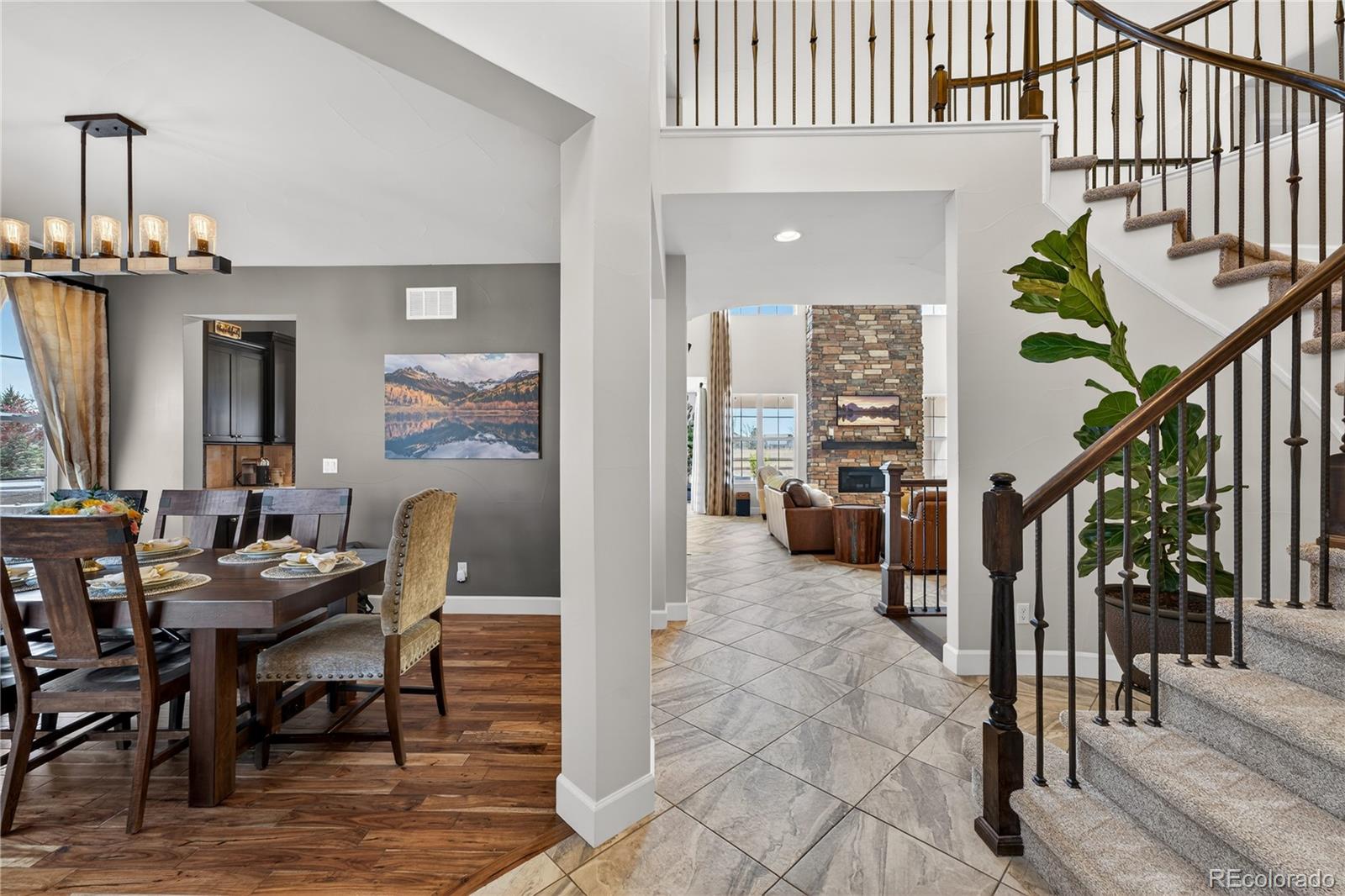 2256 Front Range Court