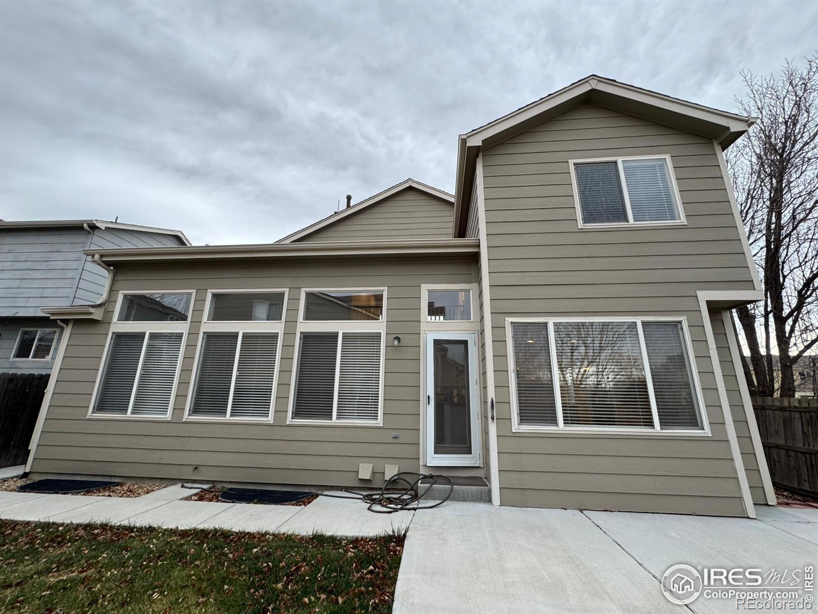 1406 Vinca Place