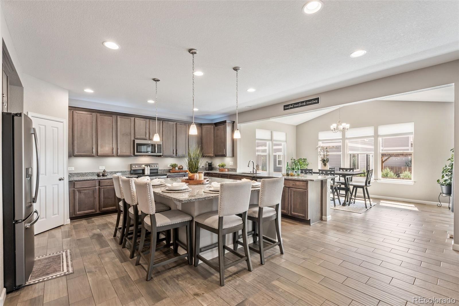 1414 Castle Creek Circle