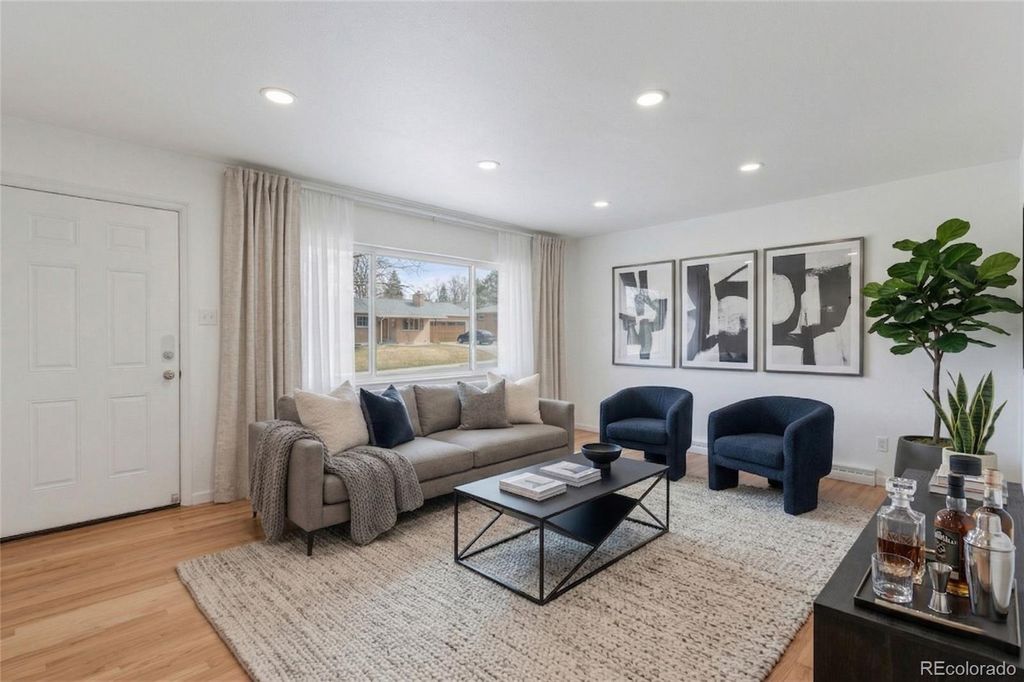 Photo of 771 S Taft Street, Lakewood, CO 80228 (MLS # 2188382)