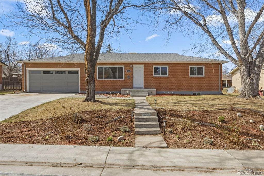 Photo of 771 S Taft Street, Lakewood, CO 80228 (MLS # 2188382)