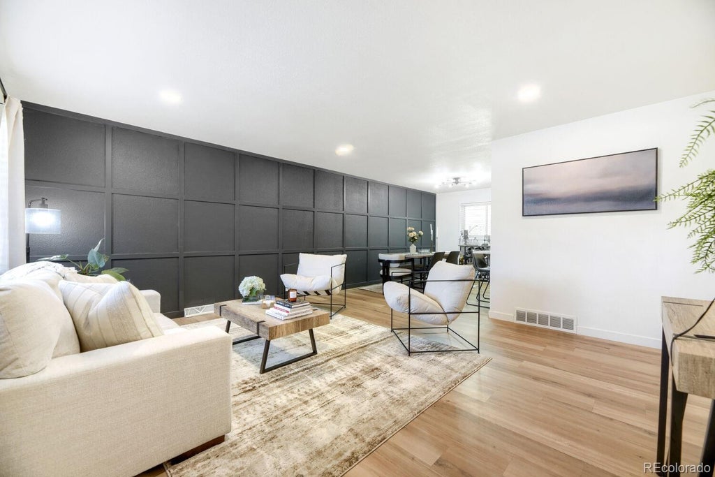 Photo of 3325 W Arlington Avenue, Littleton, CO 80123 (MLS # 8188587)