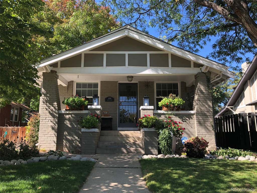 Photo of 1059 Jackson Street, Denver, CO 80206 (MLS # 8005323)