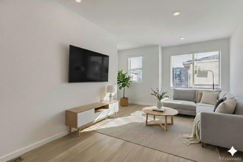 Photo of 15344 W 69th Avenue, Arvada, CO 80007 (MLS # 8414122)