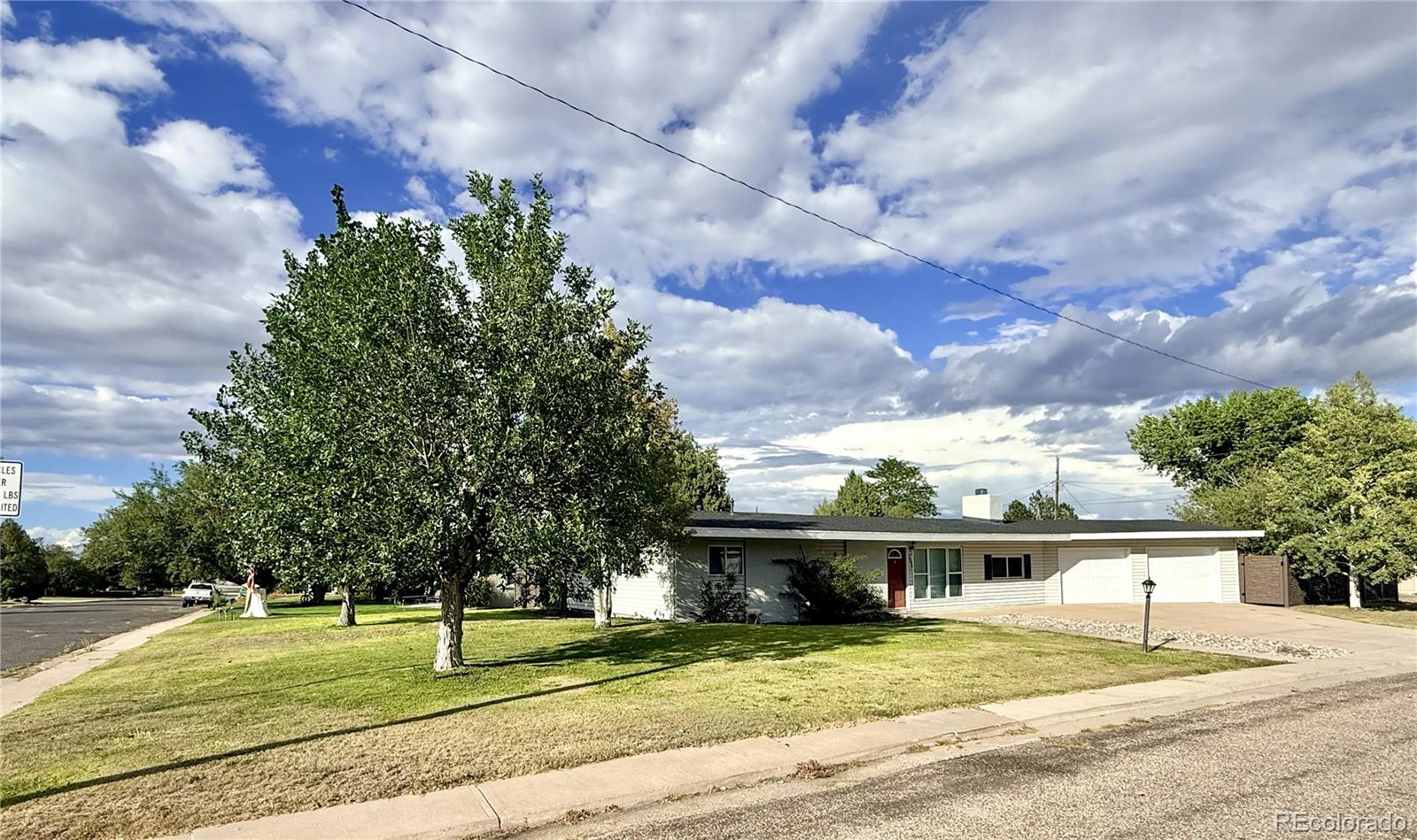 1590 6th Street