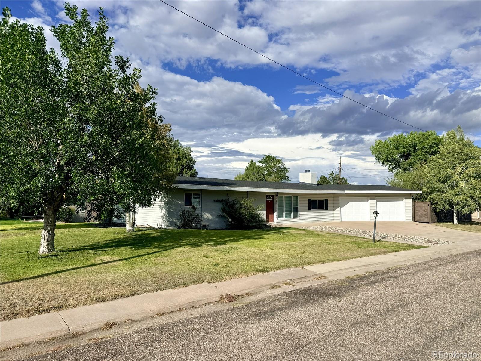 1590 6th Street