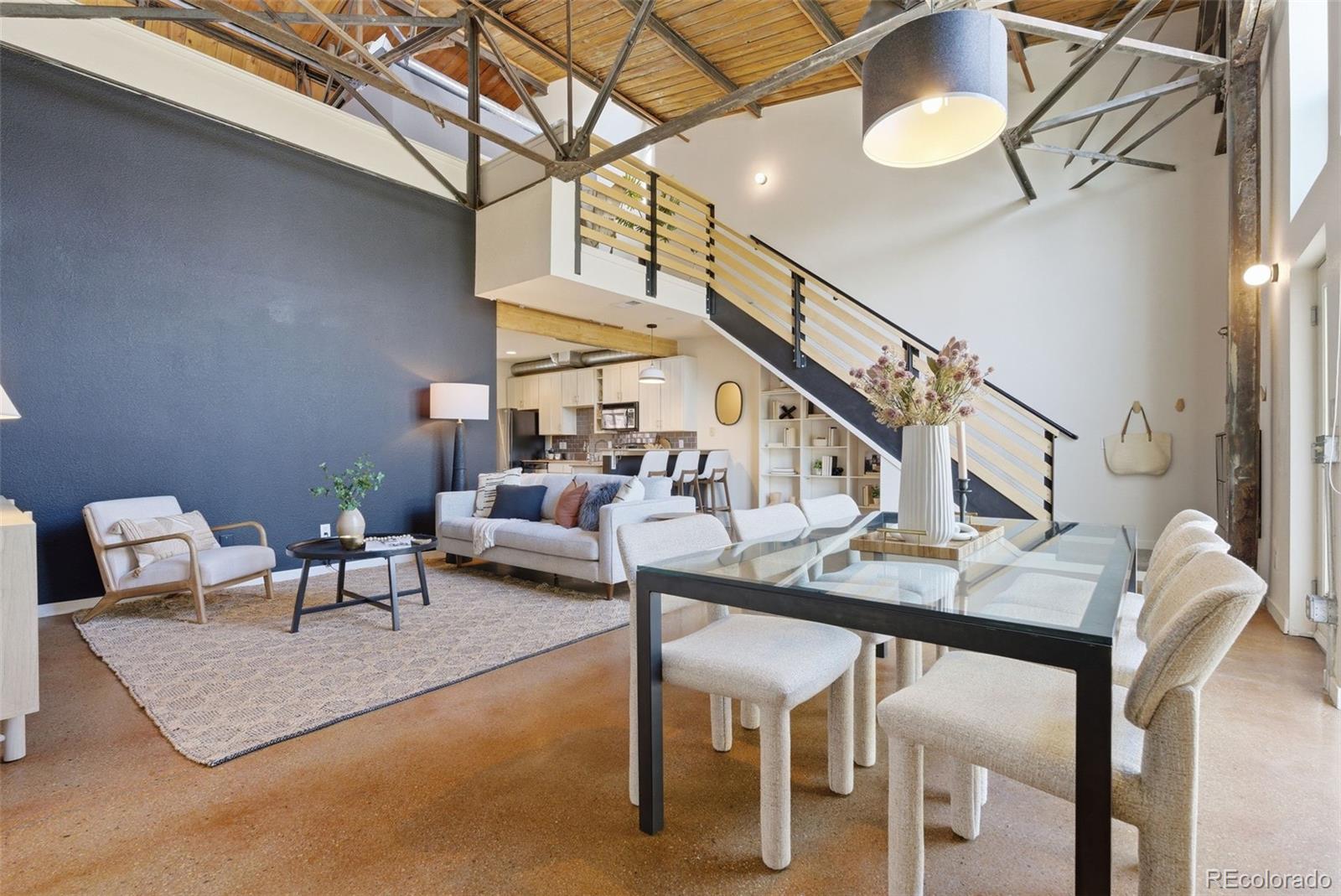 3033 Blake Street 124