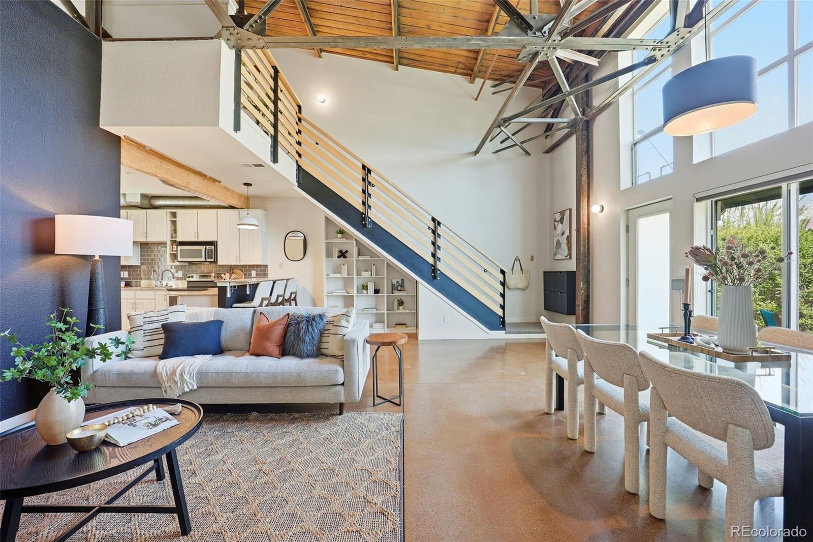 3033 Blake Street 124