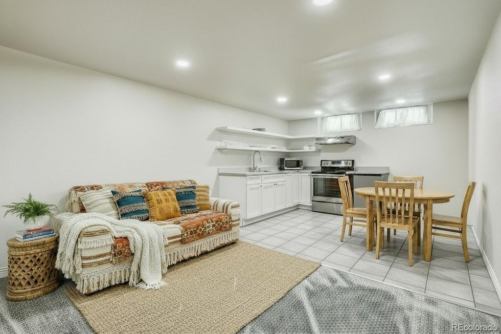 Photo of 1610 Spruce Street, Denver, CO 80220 (MLS # 1765592)