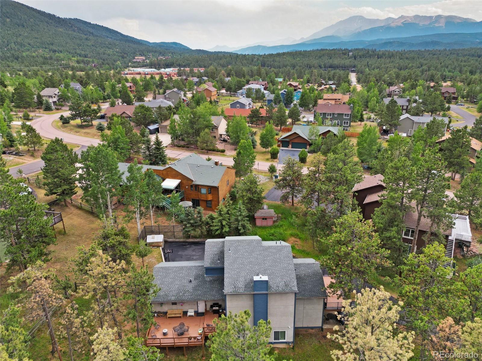 2020 Valley View Drive