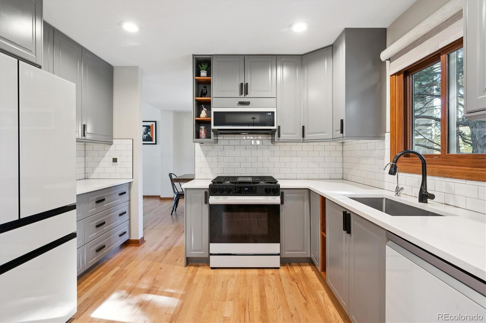 10050 Granite Hill Drive