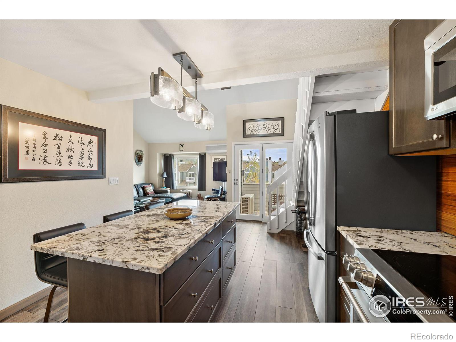 2201 Pearl Street 321, Boulder, CO, 80302 3 2201 Pearl Street 321
