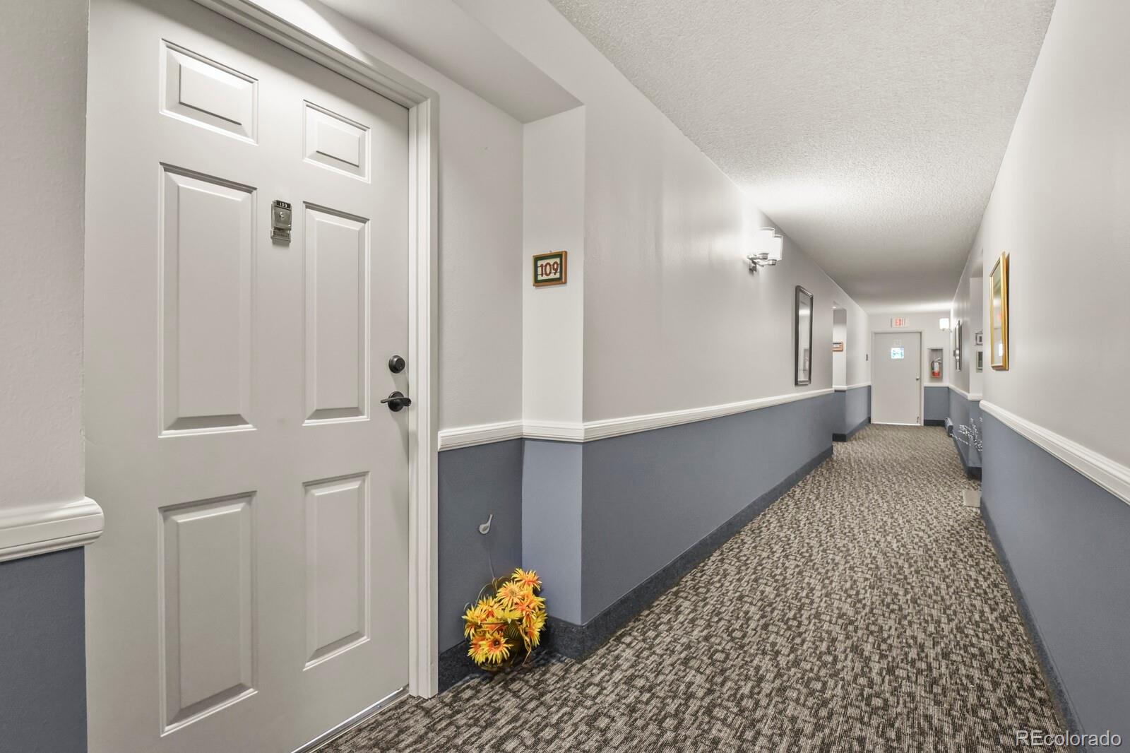 2868 S Heather Gardens Way 109