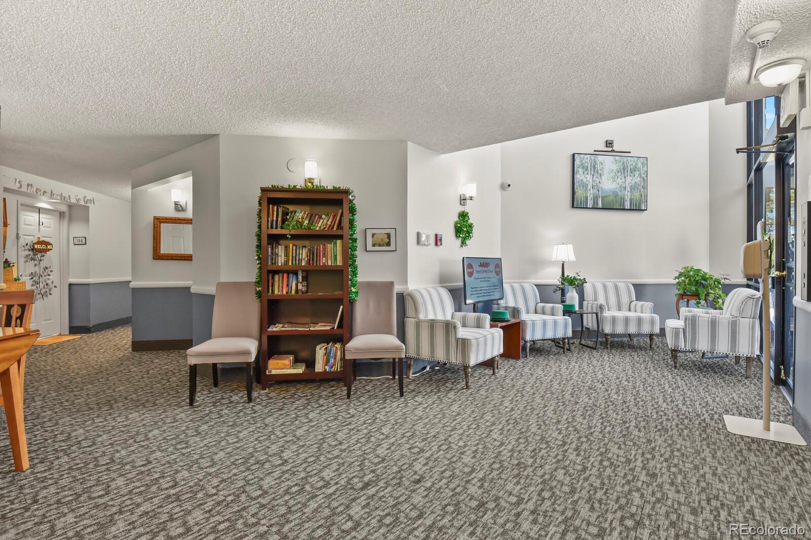 2868 S Heather Gardens Way 109