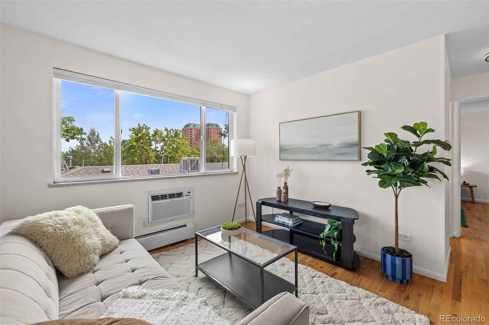 21 N Washington Street 304
