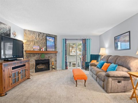 Photo of 902 S Walden Street #102, Aurora, CO 80017 (MLS # 8874770)