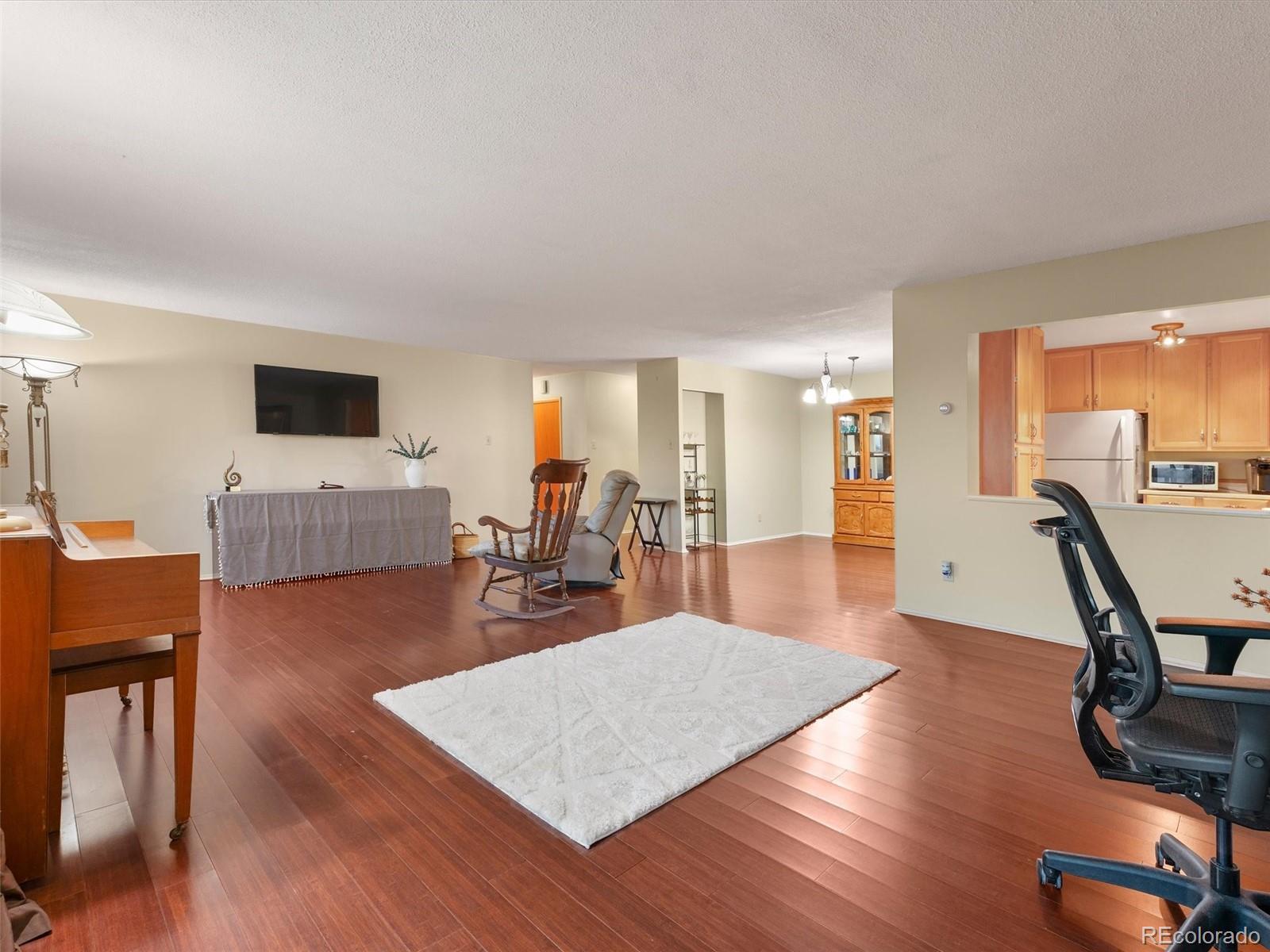 9335 E Center Avenue 8C